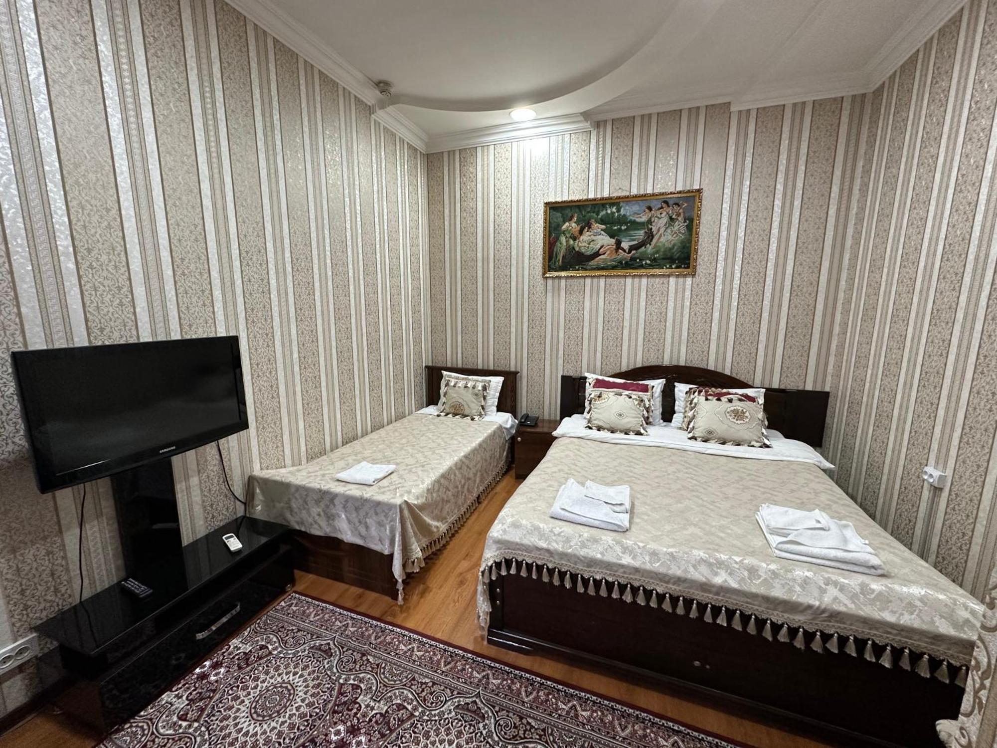 Sarbon Hotel Tashkent Exterior foto